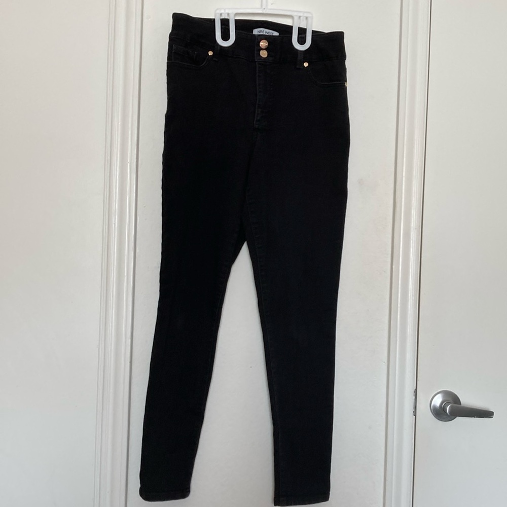 Nine West Black Stretchy Denim Size 8 Skinny